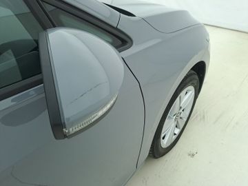 Volkswagen Golf - 5
