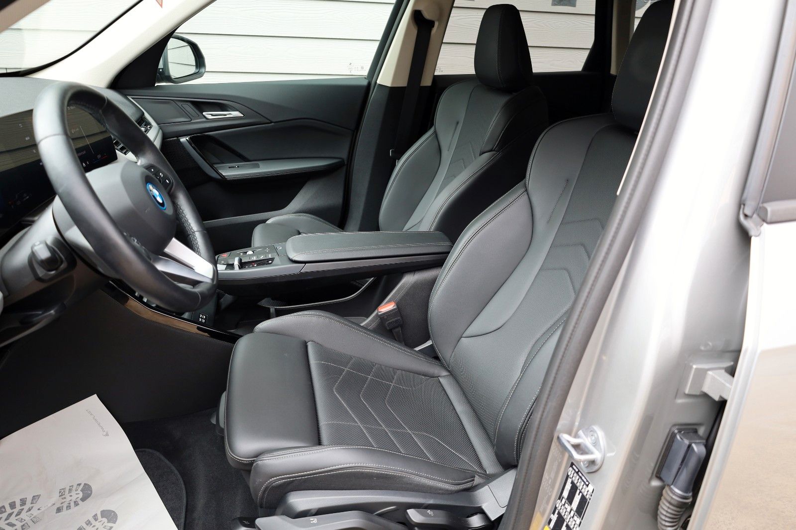 Fahrzeugabbildung BMW X1 xDrive25e, 4WD Leder,Navi,LED,Kamera,SH,AHK