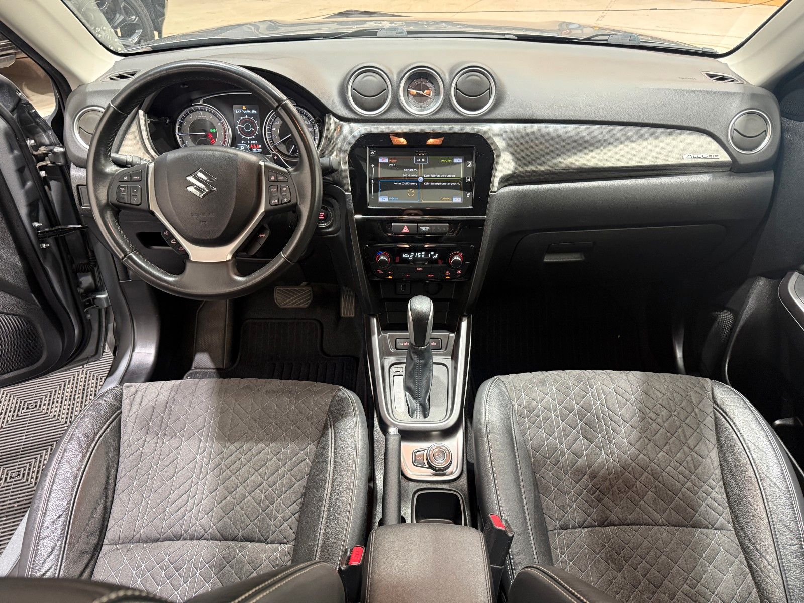 Fahrzeugabbildung Suzuki Vitara 1.4 BOOSTERJET Hybrid Comfort+ 4x4 Autom.