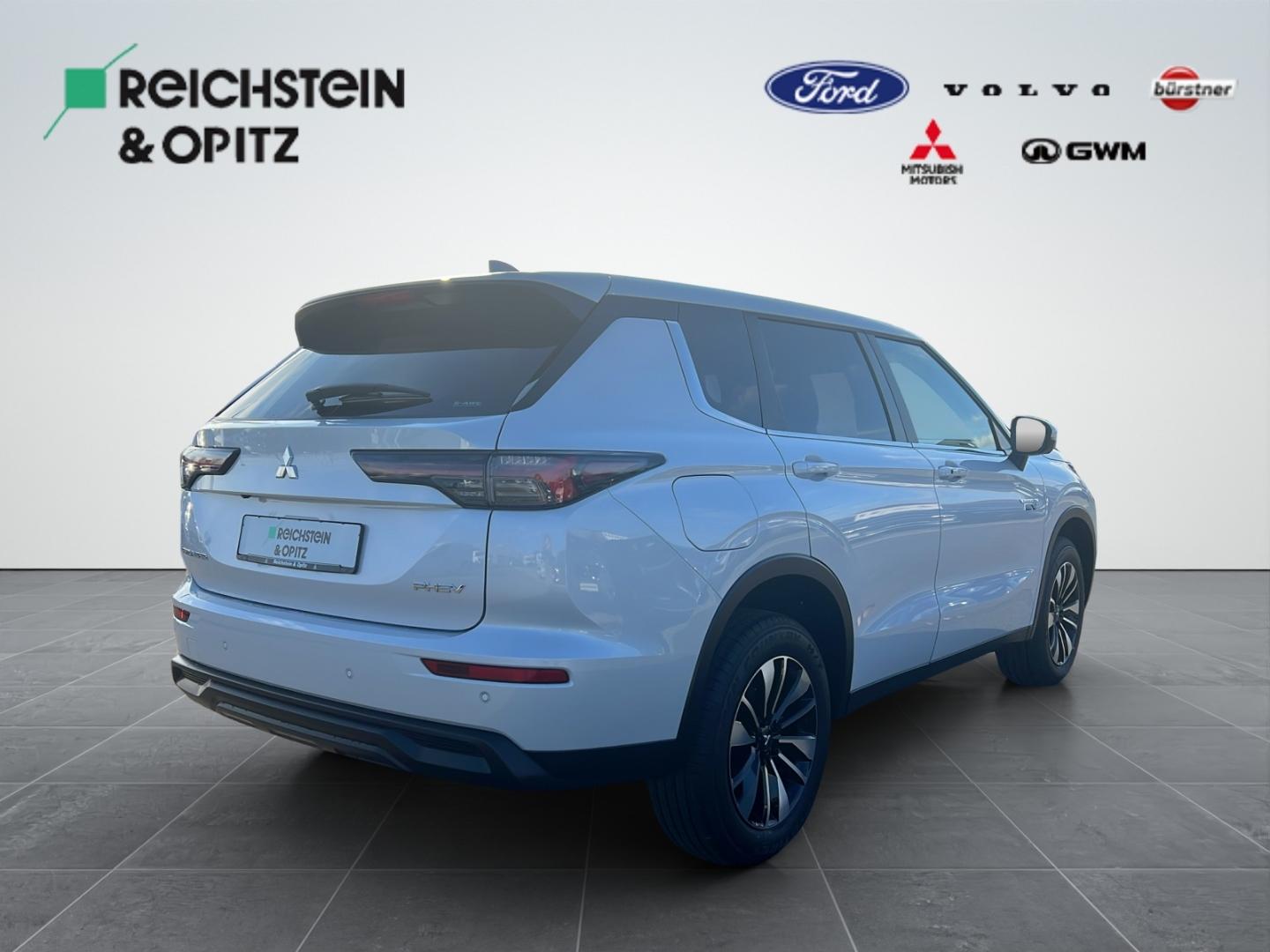 Mitsubishi Outlander 2.4 PHEV 4WD Plus/Soundsystem/360°RFK