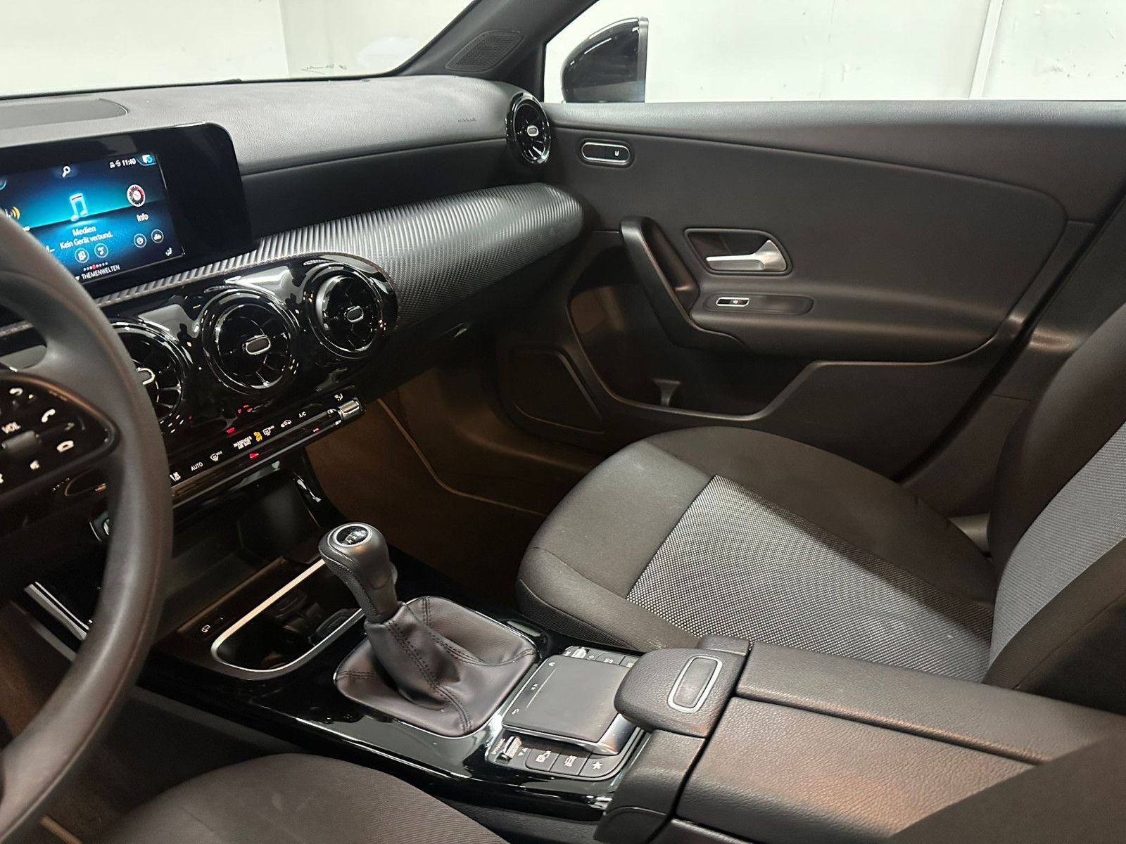Fahrzeugabbildung Mercedes-Benz A 200 d Limousine *KAMERA*NAVI*CARPLAY*AHK*