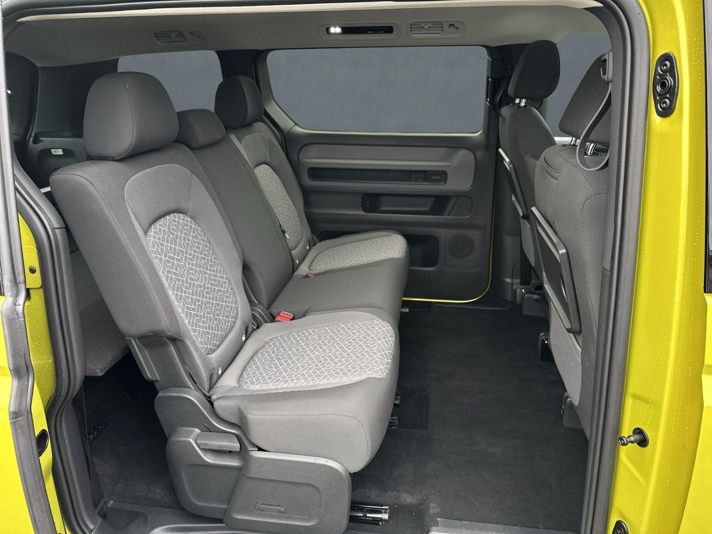 ID. Buzz Pro LR HUD AHK-klappbar Panorama Navi S