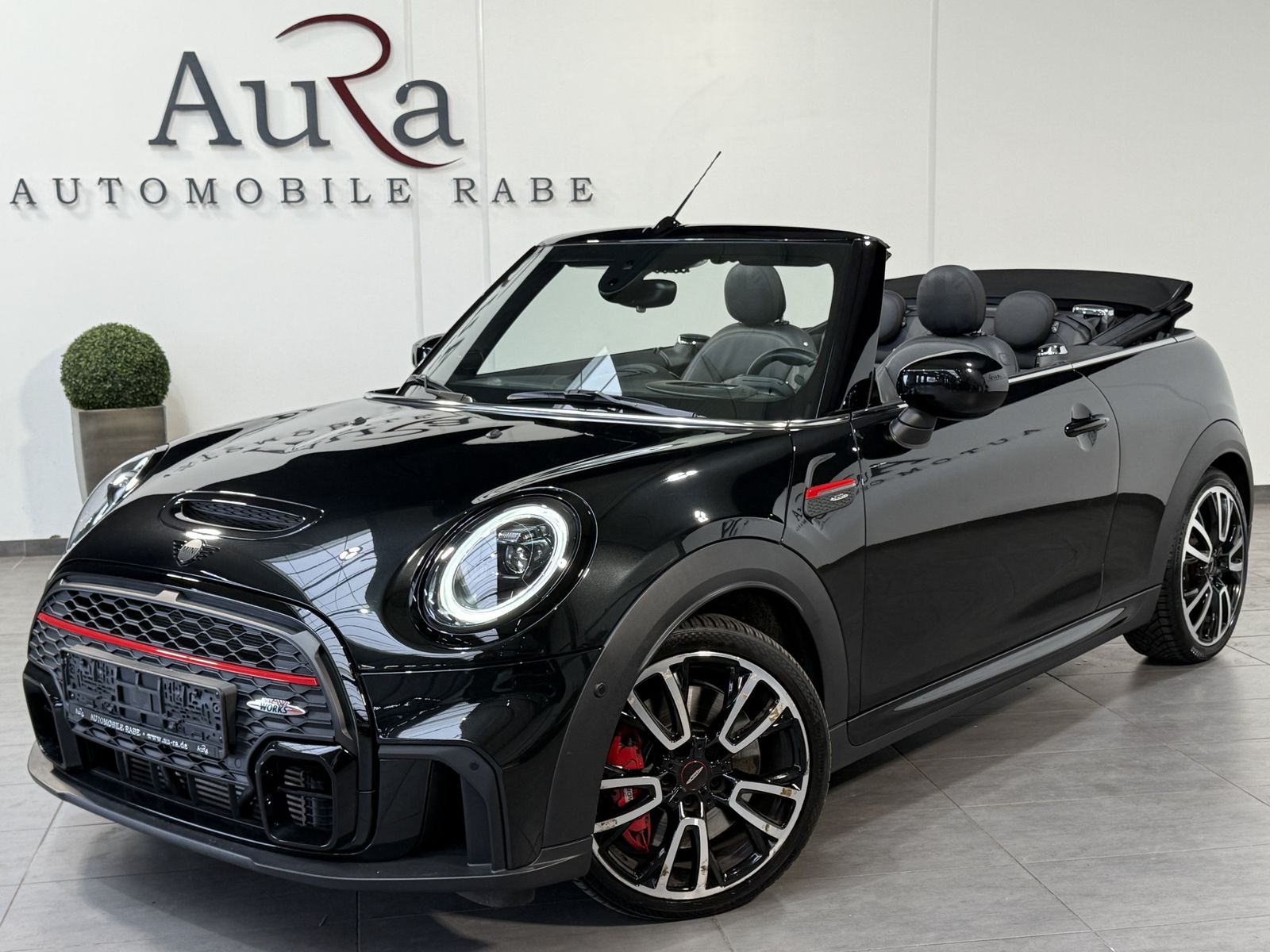 Fahrzeugabbildung MINI John Cooper Works Cabrio NAV+LED+H&K+18ZO+KAMERA