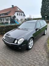 Mercedes-Benz Mercedes Benz E-Klasse T-Modell W211/S211 ... - Mercedes-Benz 200 aus 2005