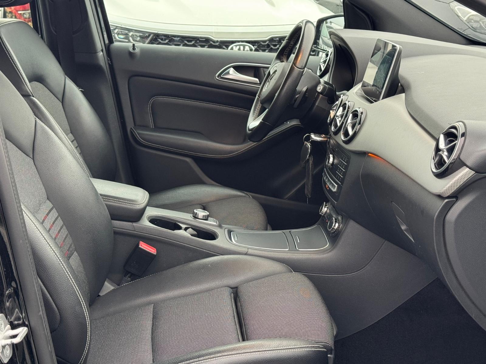 Mercedes-Benz B Klasse 180 CDI / d NAVI/EURO 6