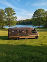 P.L.A. Iridium " Monocoque" - P.L.A. Wohnwagen & Wohnmobile