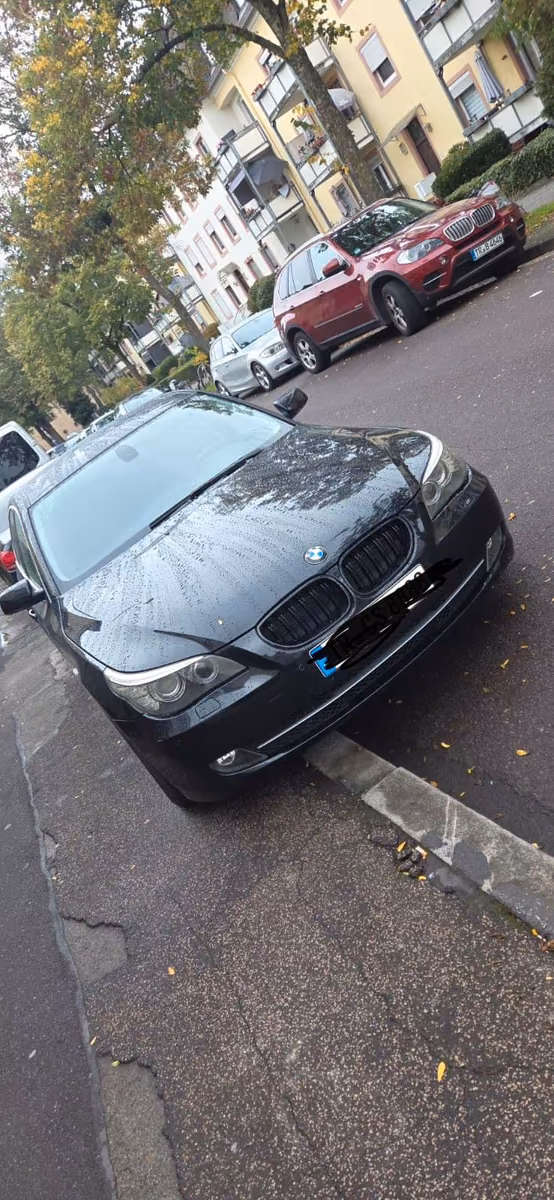 BMW 523