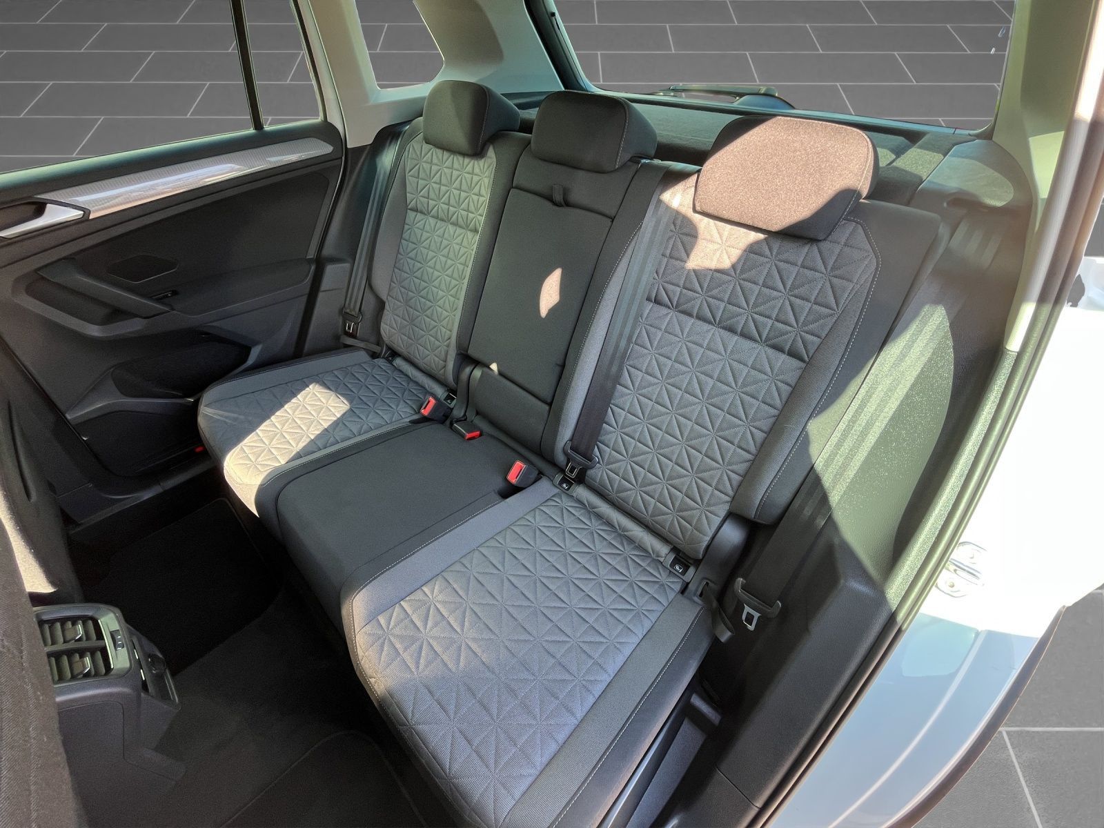 Volkswagen Tiguan - Bild 15