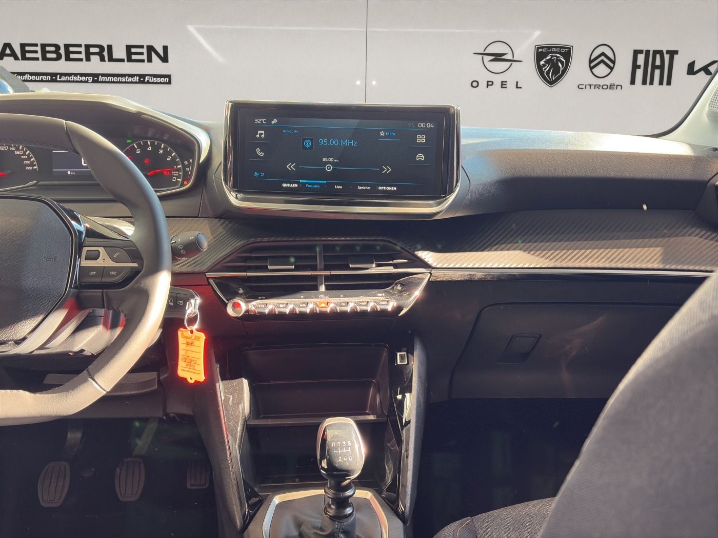 Peugeot 208 - Bild 14