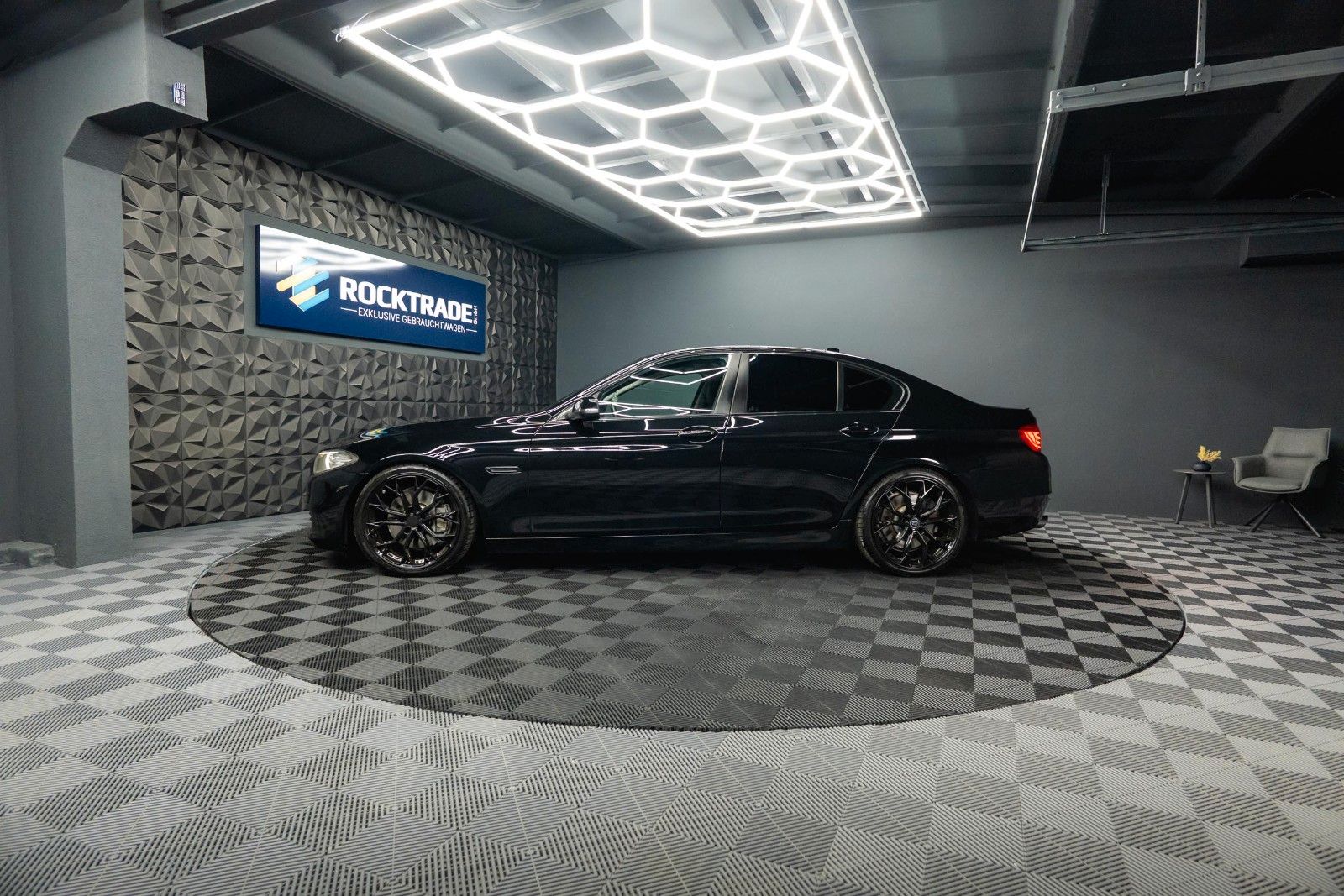 Fahrzeugabbildung BMW 535i Sport Limousine *20Zoll*REMUS*Eibach*380PS*