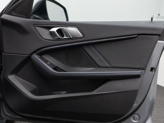 Foto Nummer 30: BMW 120i
