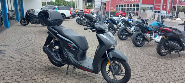 Honda SH 125 i  Keyless , Koffer, Scheibe  wie Neu