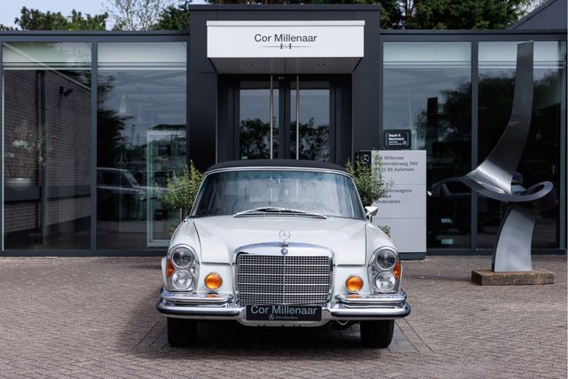 Mercedes-Benz W111 280 SE Cabrio | Volledig gerestaureerd | Fl