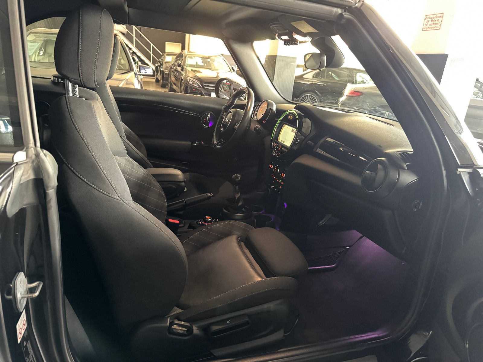 Fahrzeugabbildung MINI Cooper S Cabrio NAVI PROF LED LEDER ASSISTENZ+
