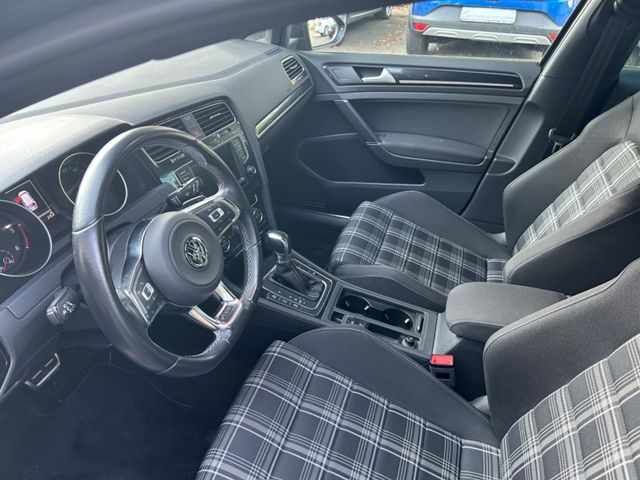 Fahrzeugabbildung Volkswagen Golf 2.0 TDI Variant GTD DSG+Navi+Standheizung+