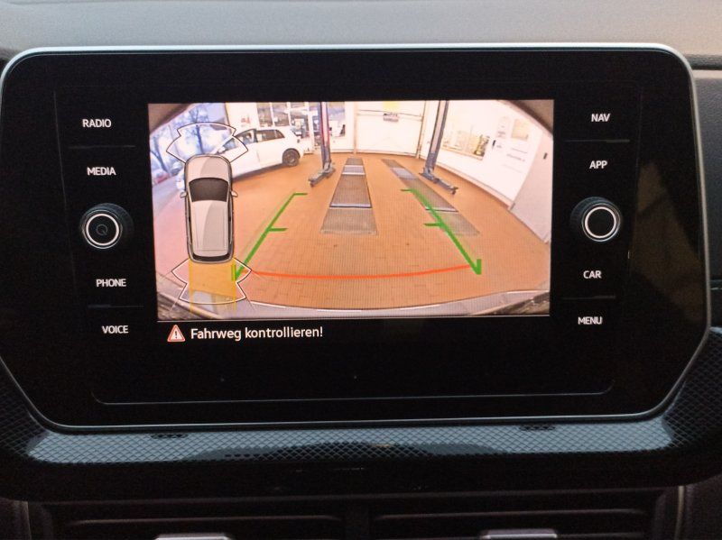 Fahrzeugabbildung Volkswagen T-Cross 1.5 TSI R-Line DSG  ACC+NAVI+MATRIX-LED+