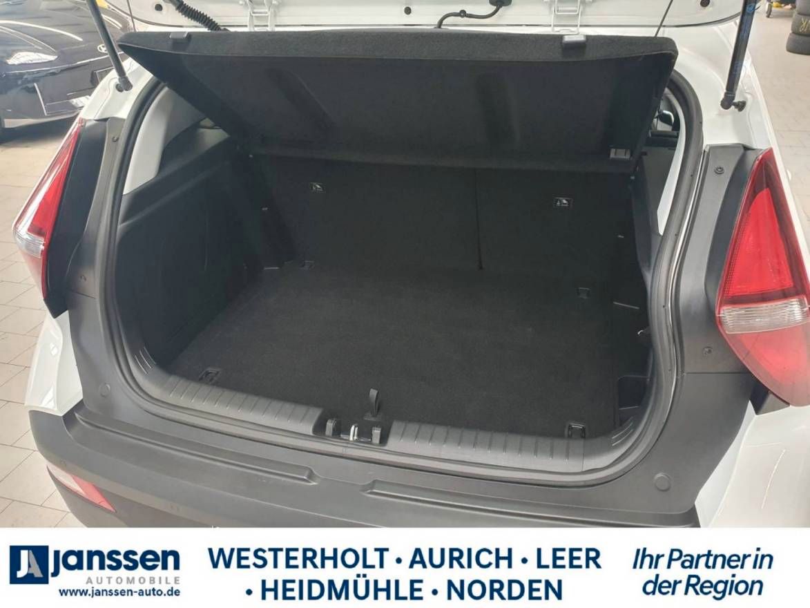 Fahrzeugabbildung Hyundai BAYON Trend,PDC hinten,Klima,Start-Stopp,Rückfah