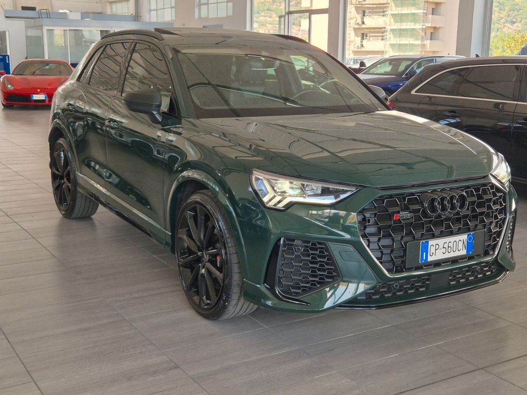 Image of Audi Q3