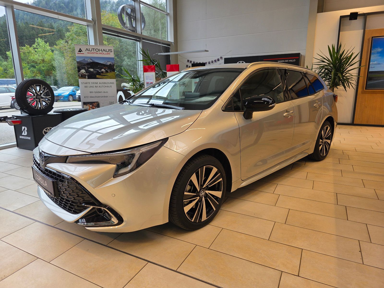 Toyota Corolla Touring Sports Hybrid Teamplayer