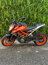 KTM Duke 390 - TÜV und Inspektion neu - KTM DUKE 390