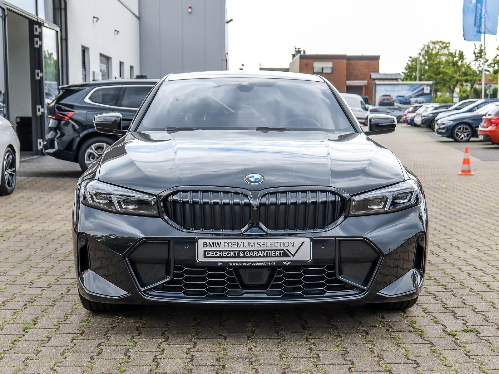 BMW 330 - Bild 8