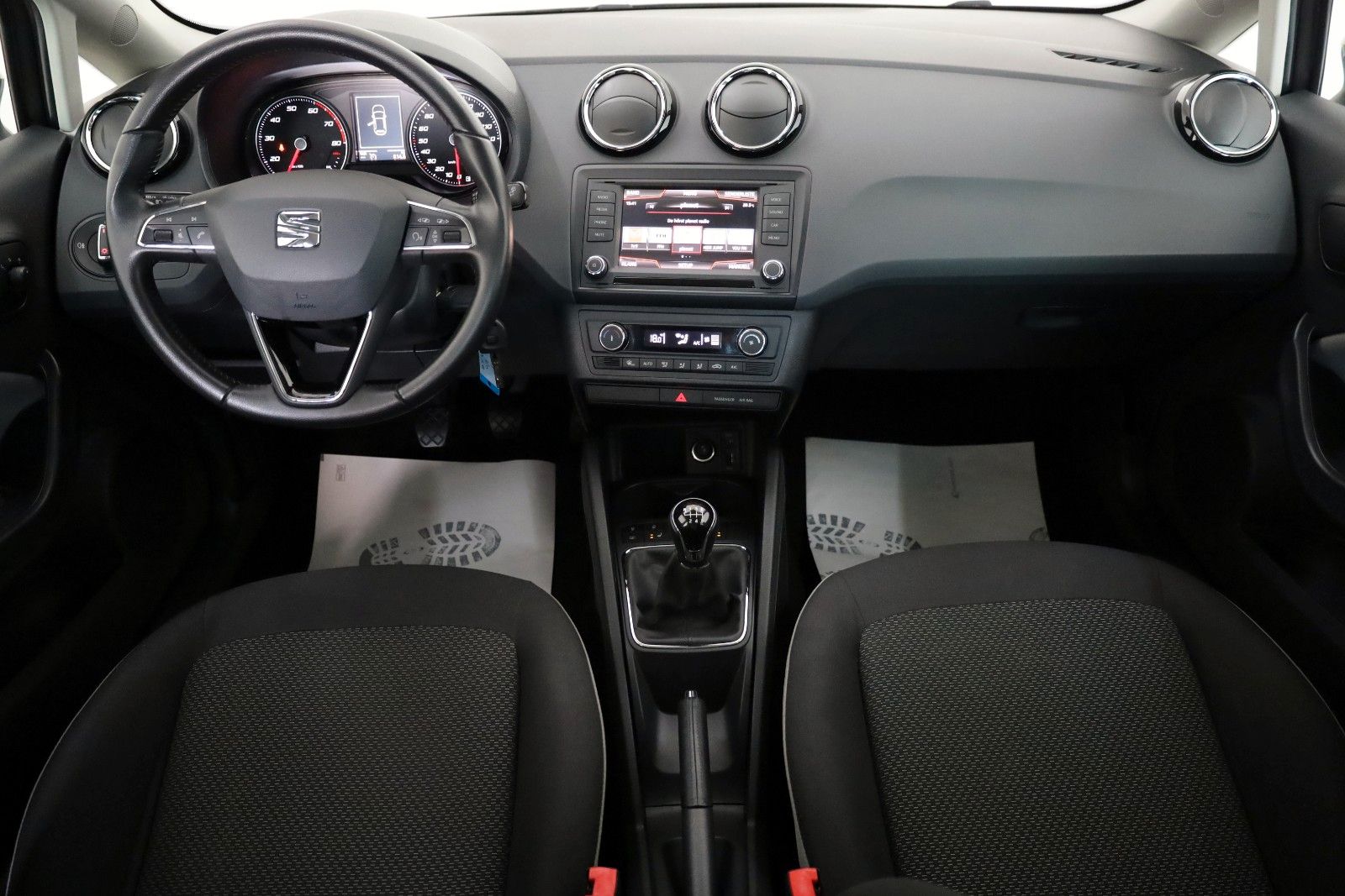 Fahrzeugabbildung SEAT Ibiza Style, SH,PDC,Klima,Tempomat,8fach bereift