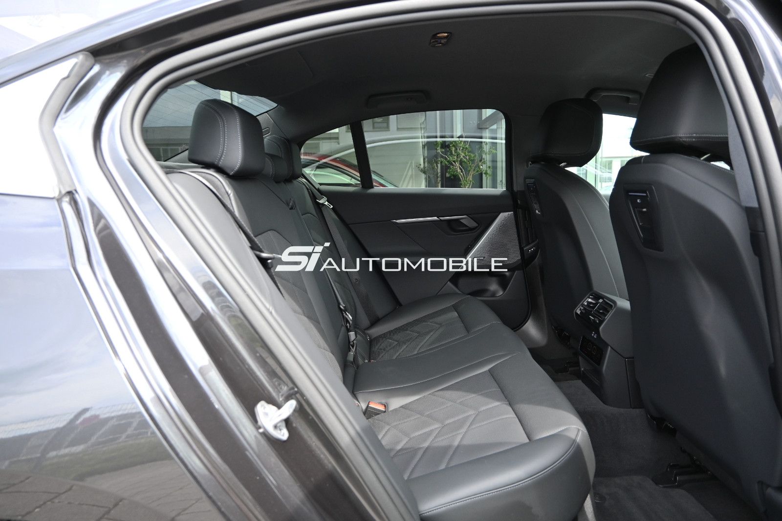 Fahrzeugabbildung BMW 530e °UVP 84.740€°ACC°AHK°SITZBELÜFT°360°HARMAN°