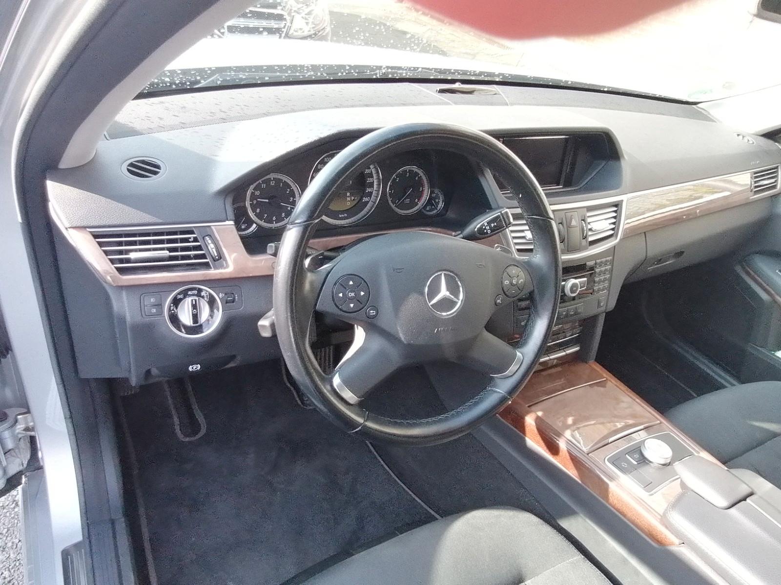 Mercedes-Benz E 220 CDI T BlueEFFICIENCY ELEGANCE ELEGANCE