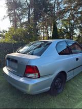 Hyundai Accent 1.3 LC - Hyundai Accent: Limousine