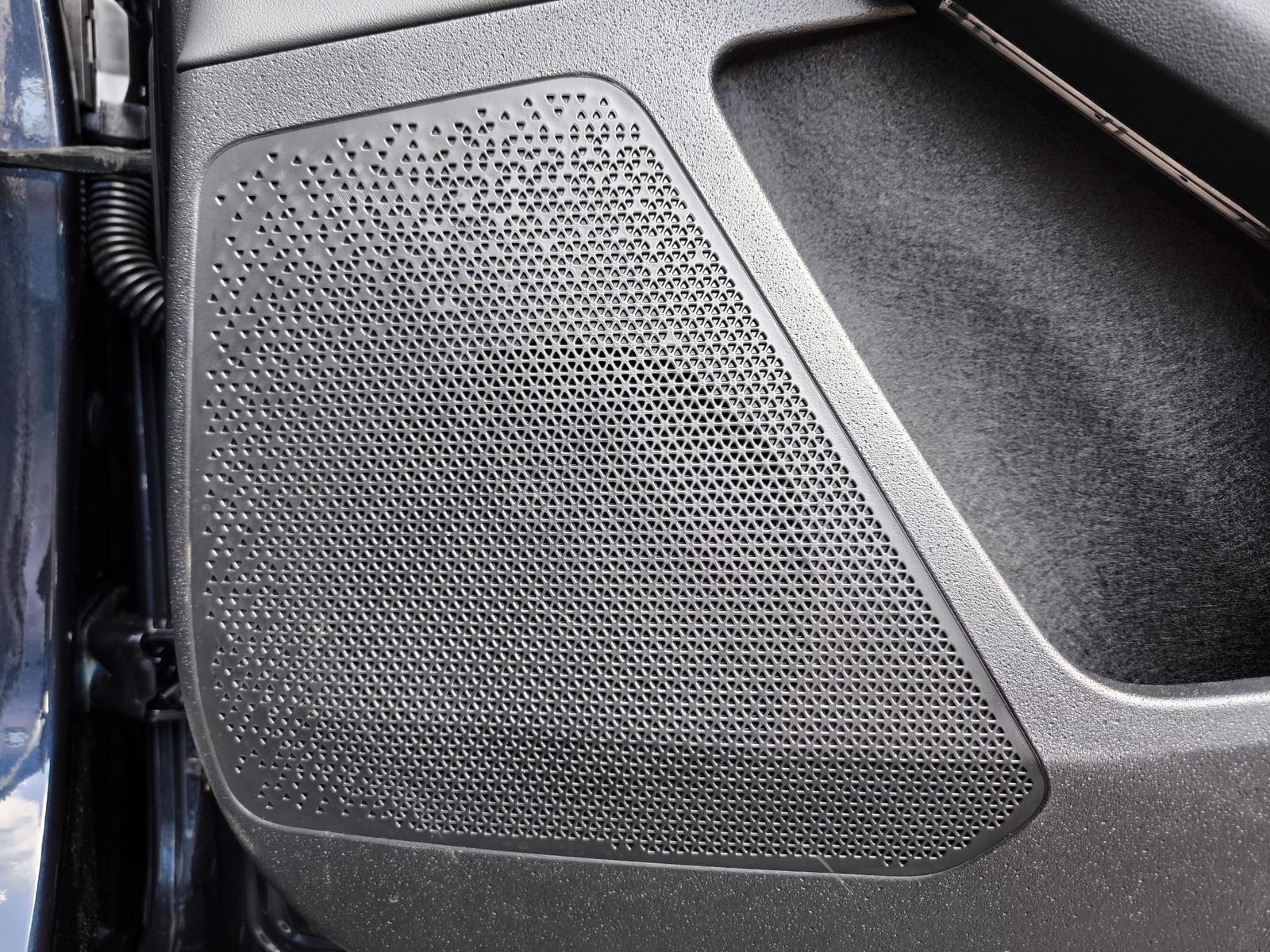 Fahrzeugabbildung Kia EV6 2WD NAVI+LED+SHZ+KAMERA+DAB+ACC+19"