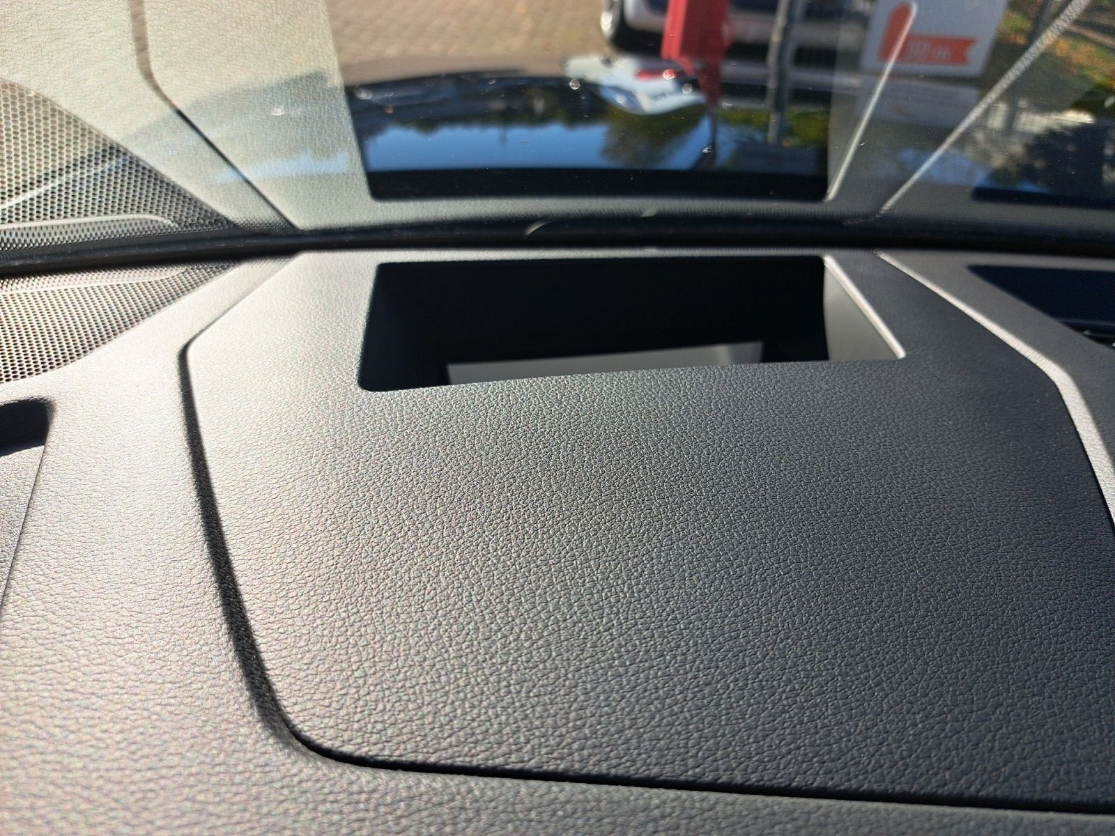 Audi Q8 e-tron - Bild 27