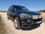 BMW X5 xDrive40d -Adp.LED, AHK, HUD, 360 Grad - BMW X5 von privat