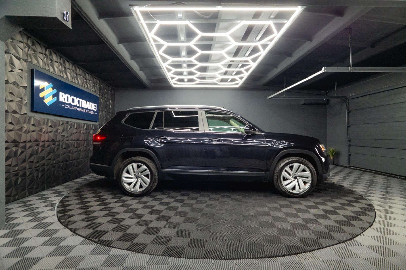 Fahrzeugabbildung Volkswagen ATLAS 3.6 4x4 SEL PREMIUM *7 Sitze*Pano*ACC*LED*