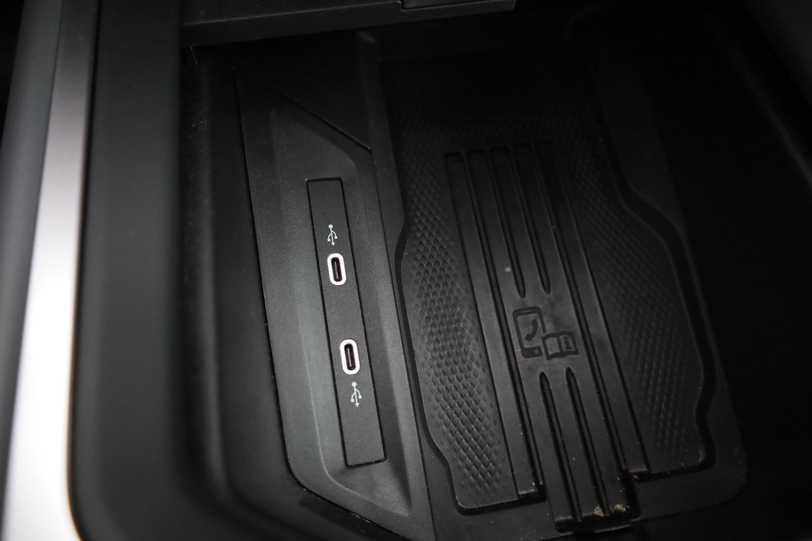 Volkswagen Passat 1.5 eTSI DSG Business LED Kamera, миниатюра 12
