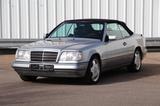 Mercedes-Benz 124er CABRIO*WINDSCHOTT*FINAL EDITION - Mercedes-Benz E 220 mit Benzin-Antrieb: Cabrio