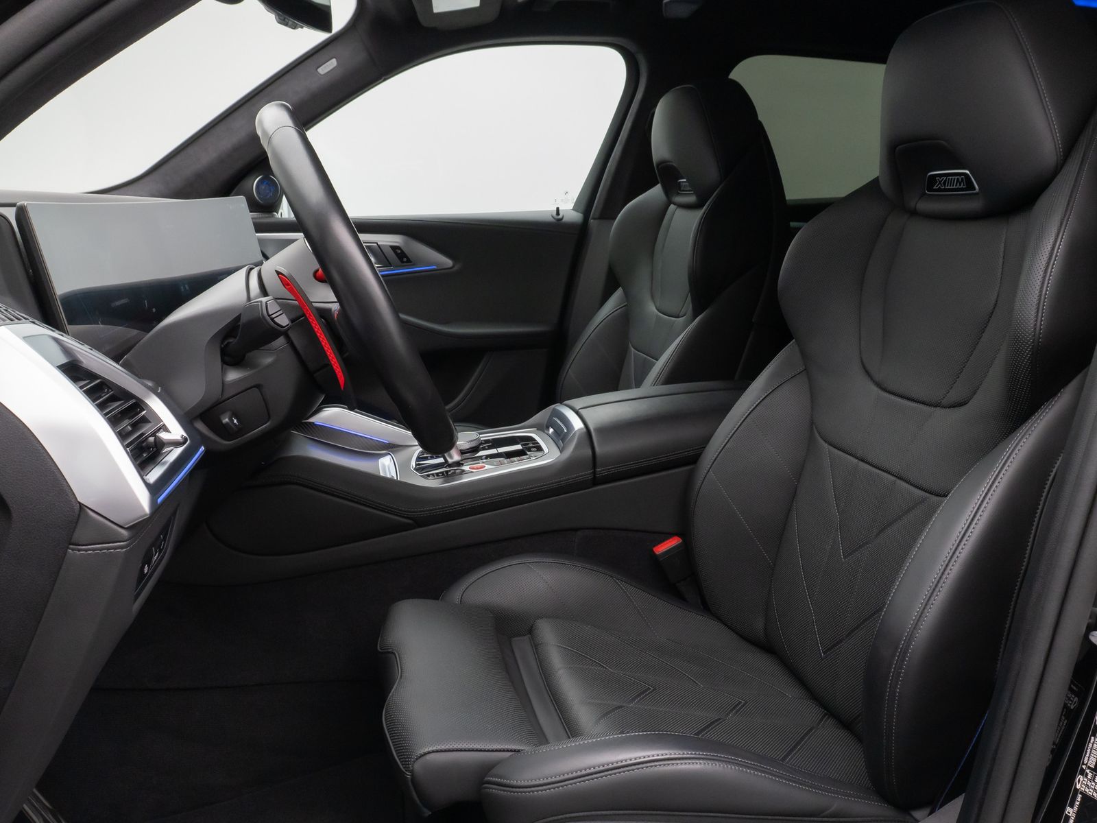 Fahrzeugabbildung BMW XM 360° HUD DAB B&W Massage SoftCl AHK 23Zoll