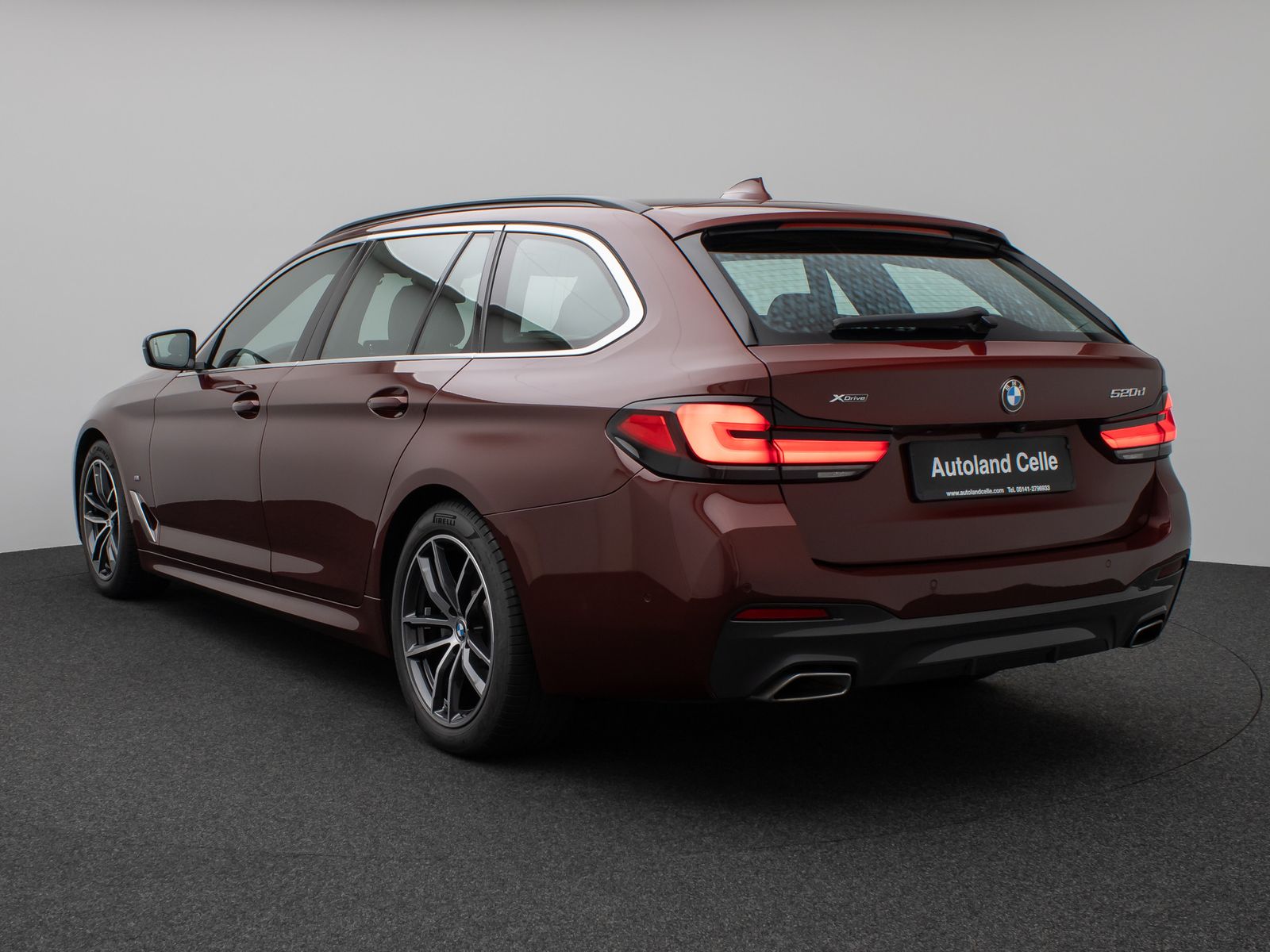 Fahrzeugabbildung BMW 520d xD M Sport Kamera HUD DAB Alarm Individual