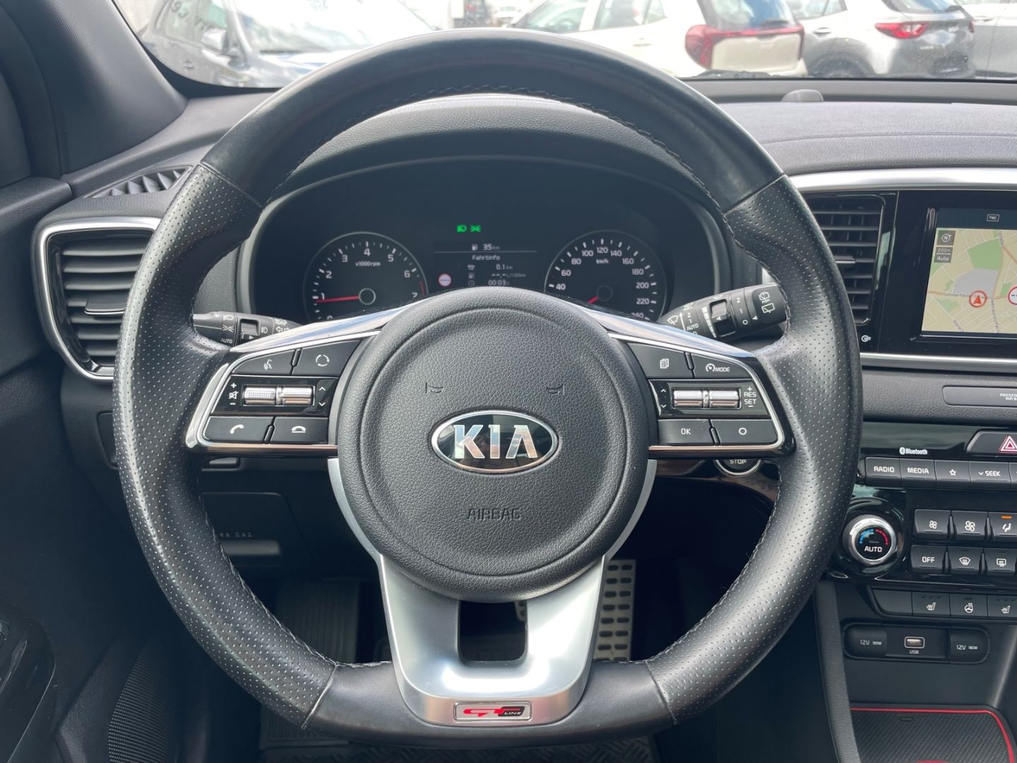 Fahrzeugabbildung Kia Sportage GT Line LED Schiebedach Kamera Volllede