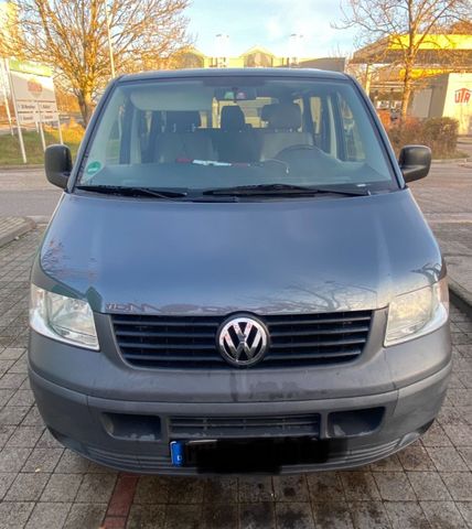 Volkswagen VW T5 Bus TOP Motor und Getriebe