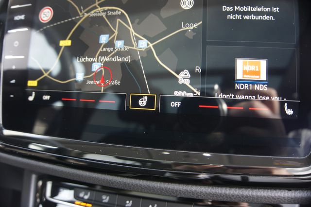 Fahrzeugabbildung Volkswagen Touran 2.0 TDI DSG Highline PANO LED ACC NAVI