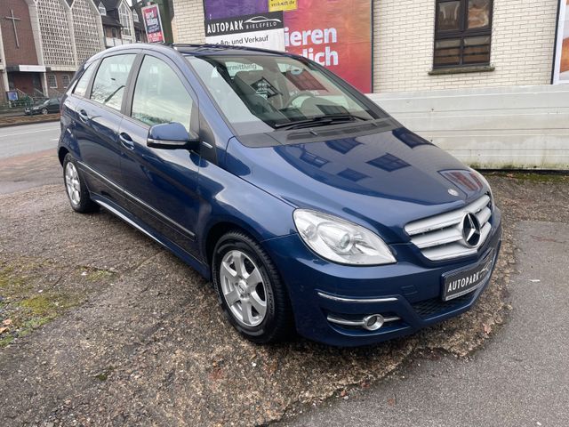 Mercedes-Benz B 180 BlueEFFICIENCY /2.Hand /Klima/SHZ./AHK/PDC