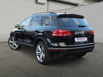 Volkswagen Touareg - 4