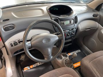 Toyota Yaris 1.3 linea sol *Klima*TÜV0826*AHK*