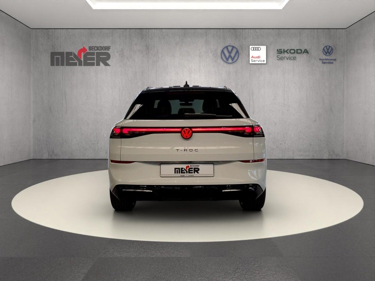 T-Roc R-Line 1.5 eTSI DSG Klima Sitzheizung