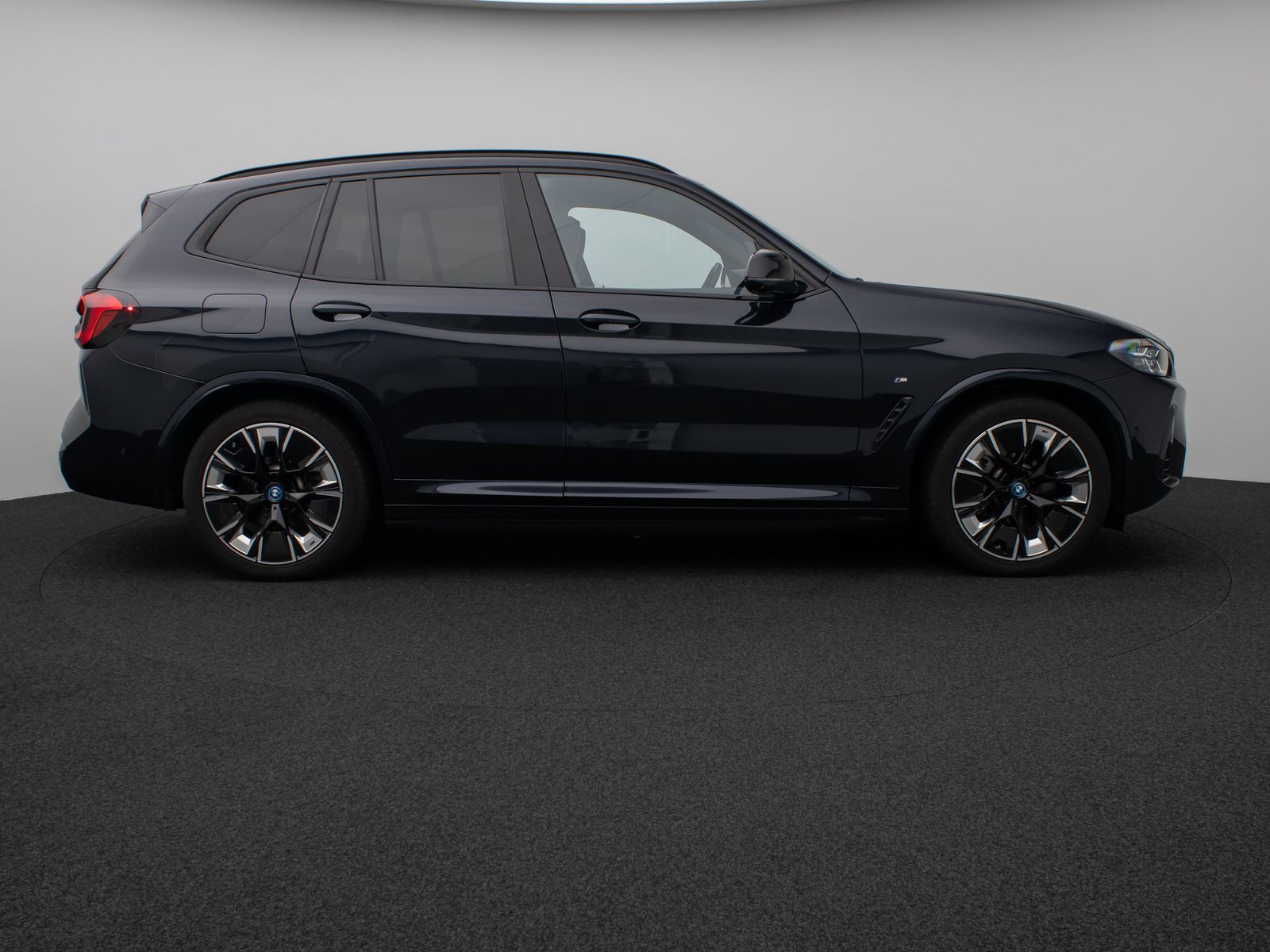 Fahrzeugabbildung BMW iX3 Impressive M Sport Panorama 360°HUD DAB H/K