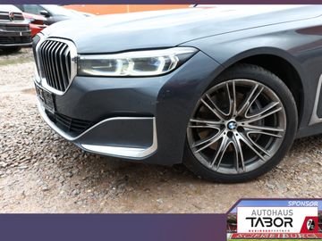 BMW 750 - 5