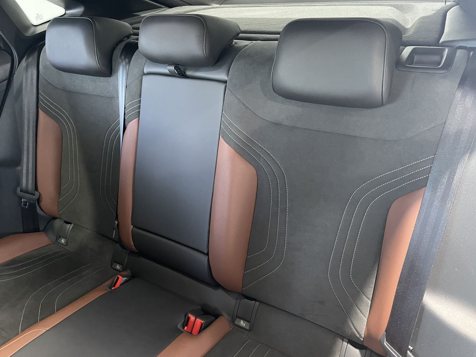 Fahrzeugabbildung Volkswagen ID.5 Pro Performance 150 kW*LED-Matrix*AHK*Cam*