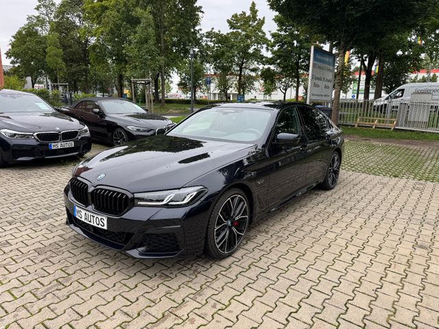 BMW 545 e xDrive MSportpak*Glass.Dach*