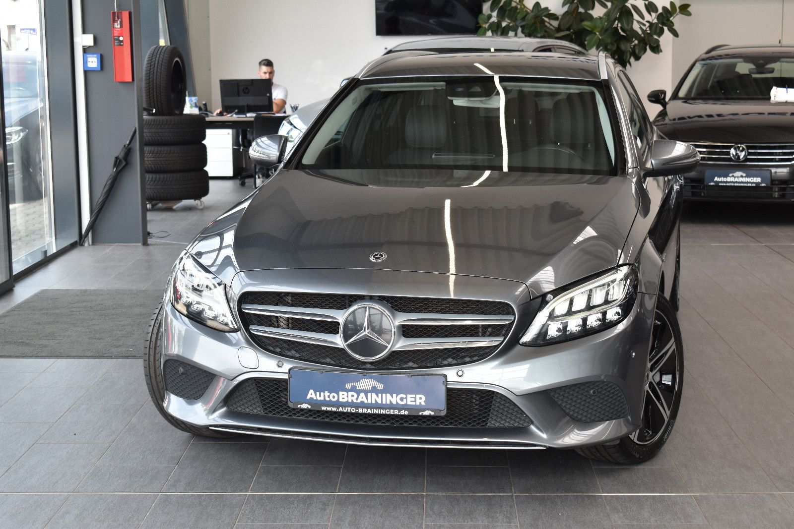 MERCEDES-BENZ C 300de T 9G-tronic Avantgarde LED~RFK~Leder~AHK
