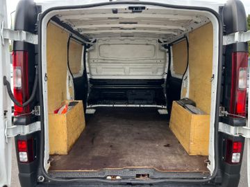 Renault Trafic - 11